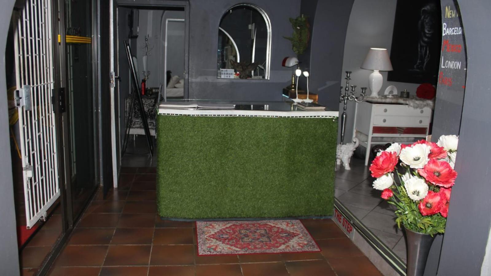 Eagle'S Nest Hotel Barberton Eksteriør billede